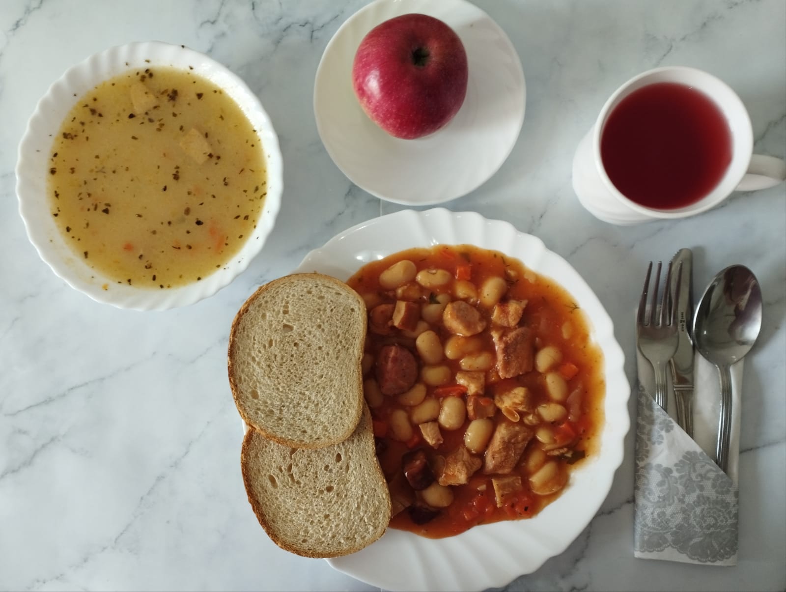 Posiłek w dniu 2024-08-08