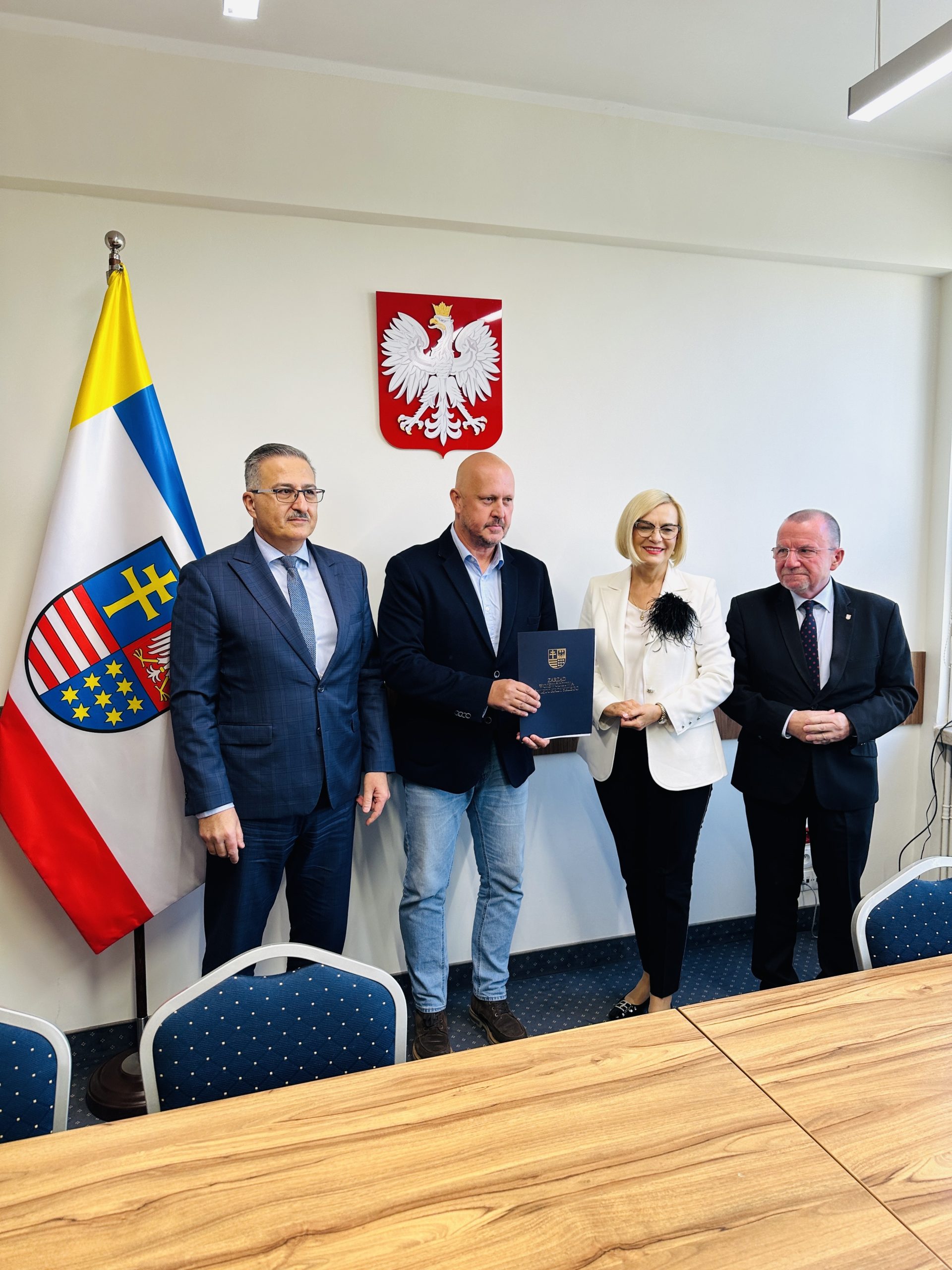 Duże oszczędności dzięki budowie instalacji fotowoltaicznej w szpitalu w Czerwonej Górze