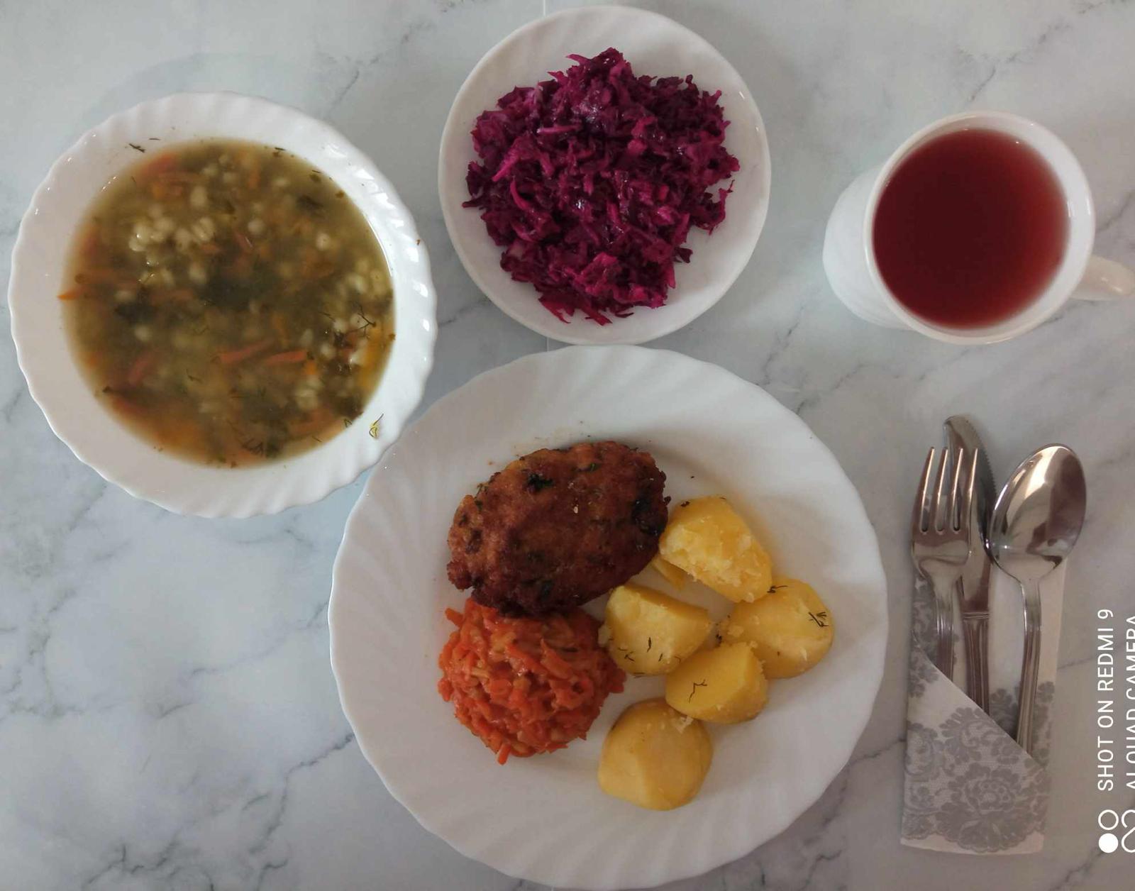 Posiłek w dniu 2024-10-04