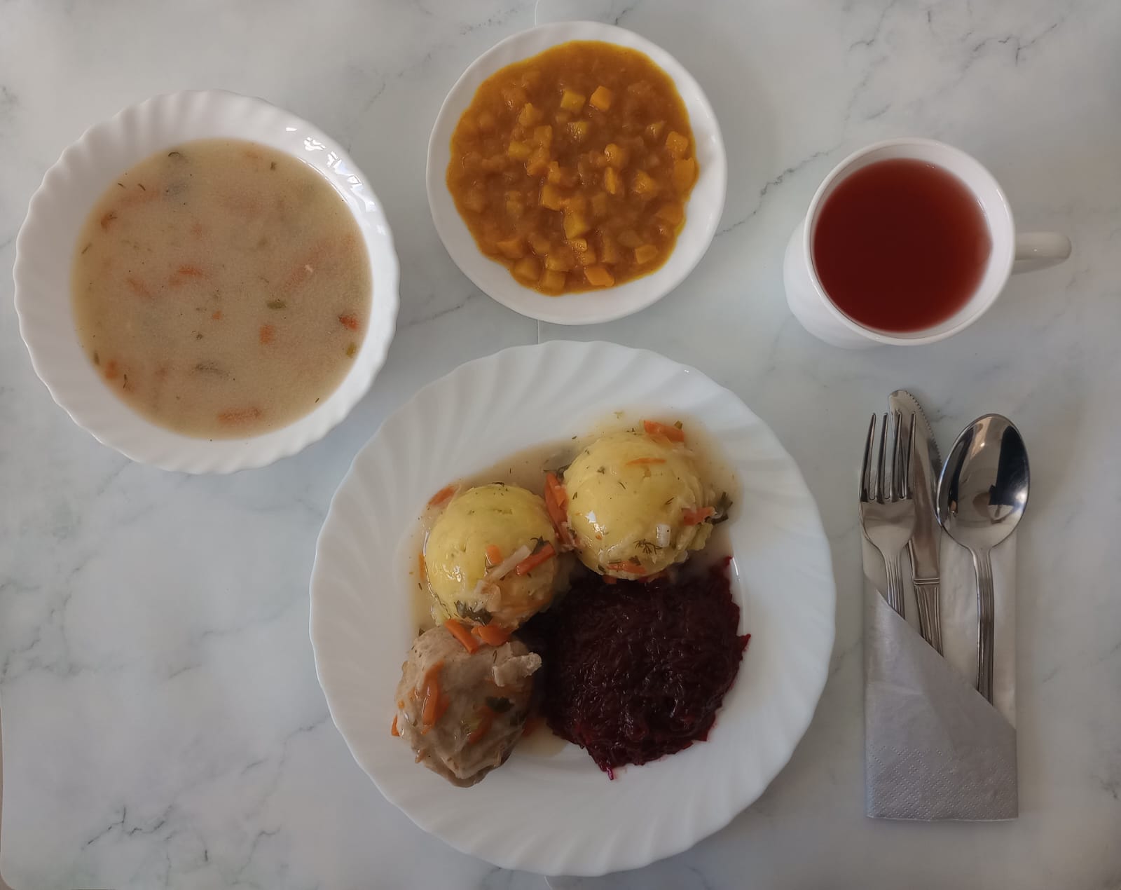 Posiłek w dniu 2025-04-03