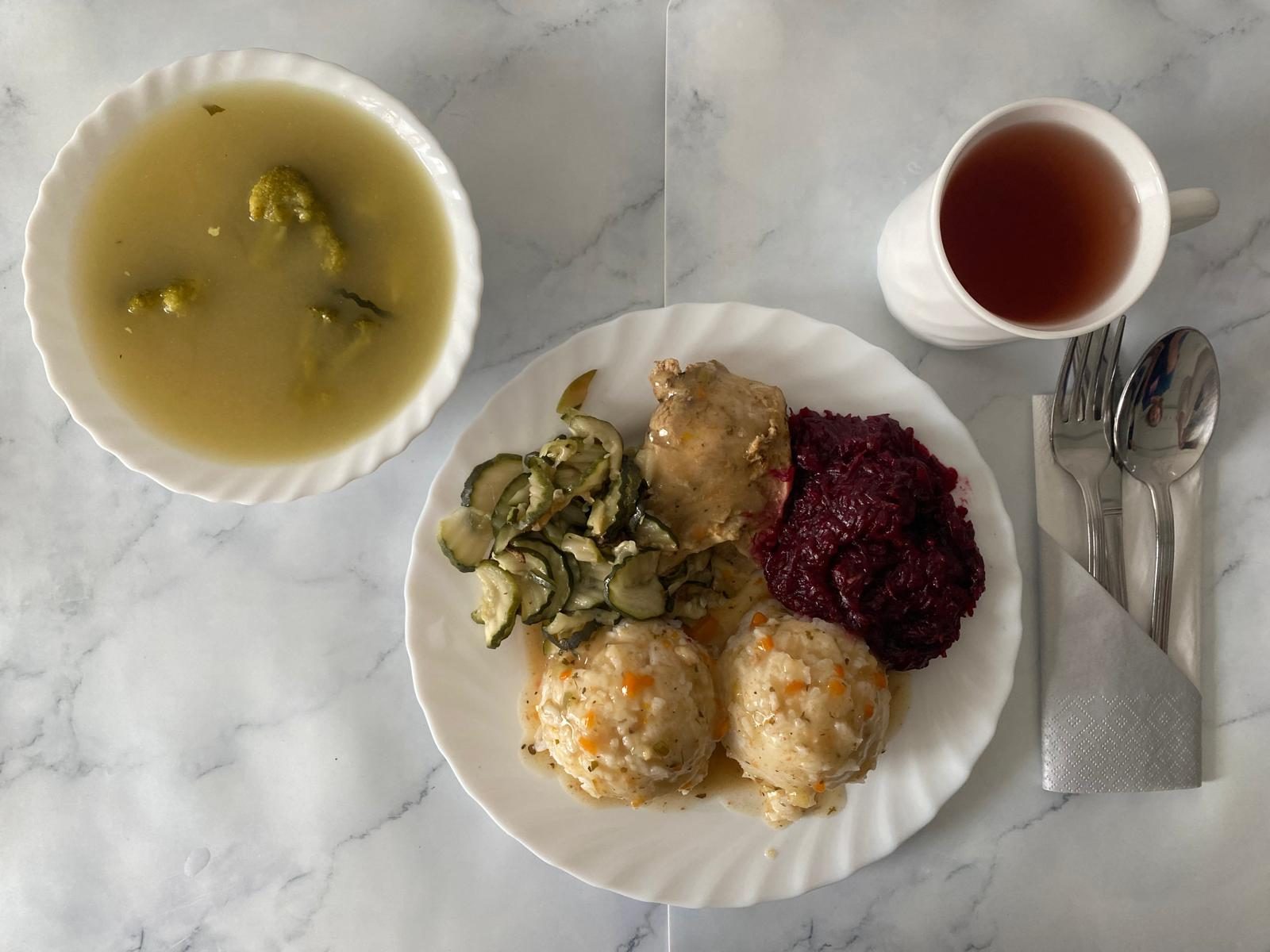 Posiłek w dniu 2025-04-15