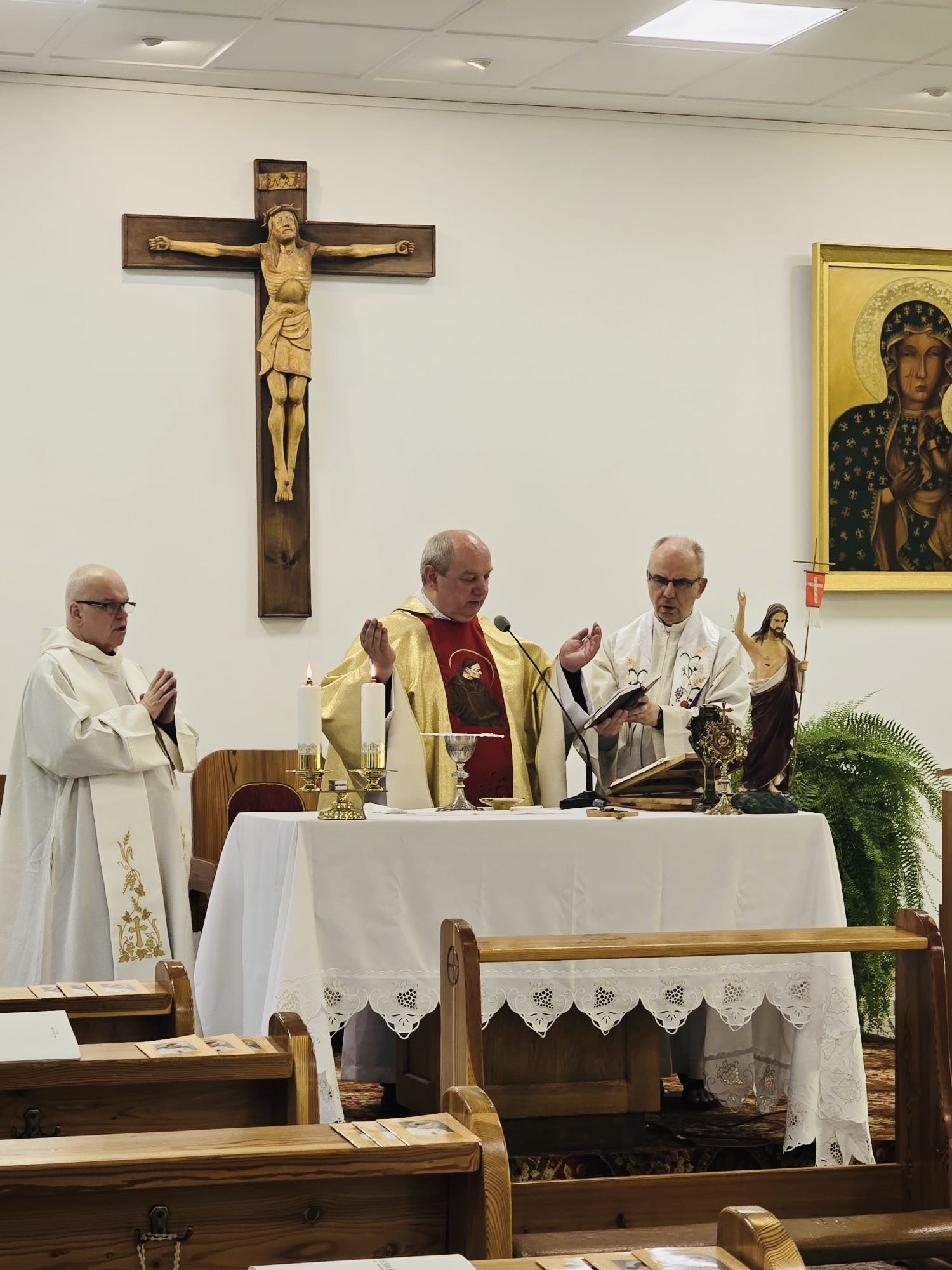 Srebrny Jubileusz Kaplicy Świętego Rafała Kalinowskiego w Szpitalu w Czerwonej Górze